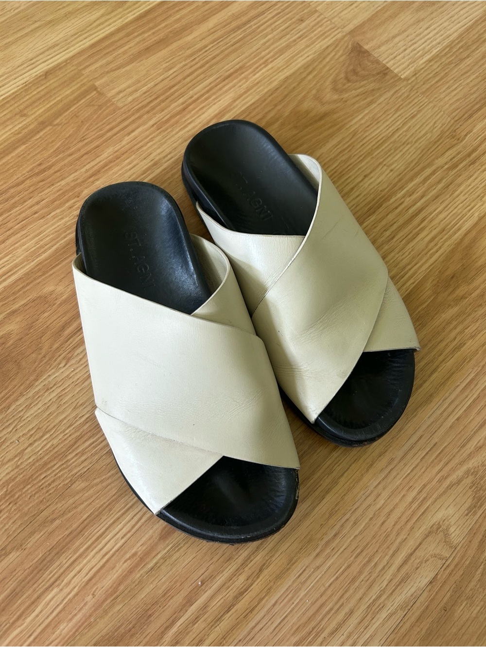 St. Agni Arne Crossover Sandal